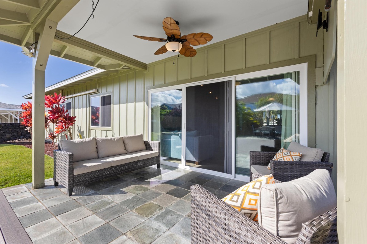 Single-level 2006 home in Lokahi Makai, Kailua-Kona
