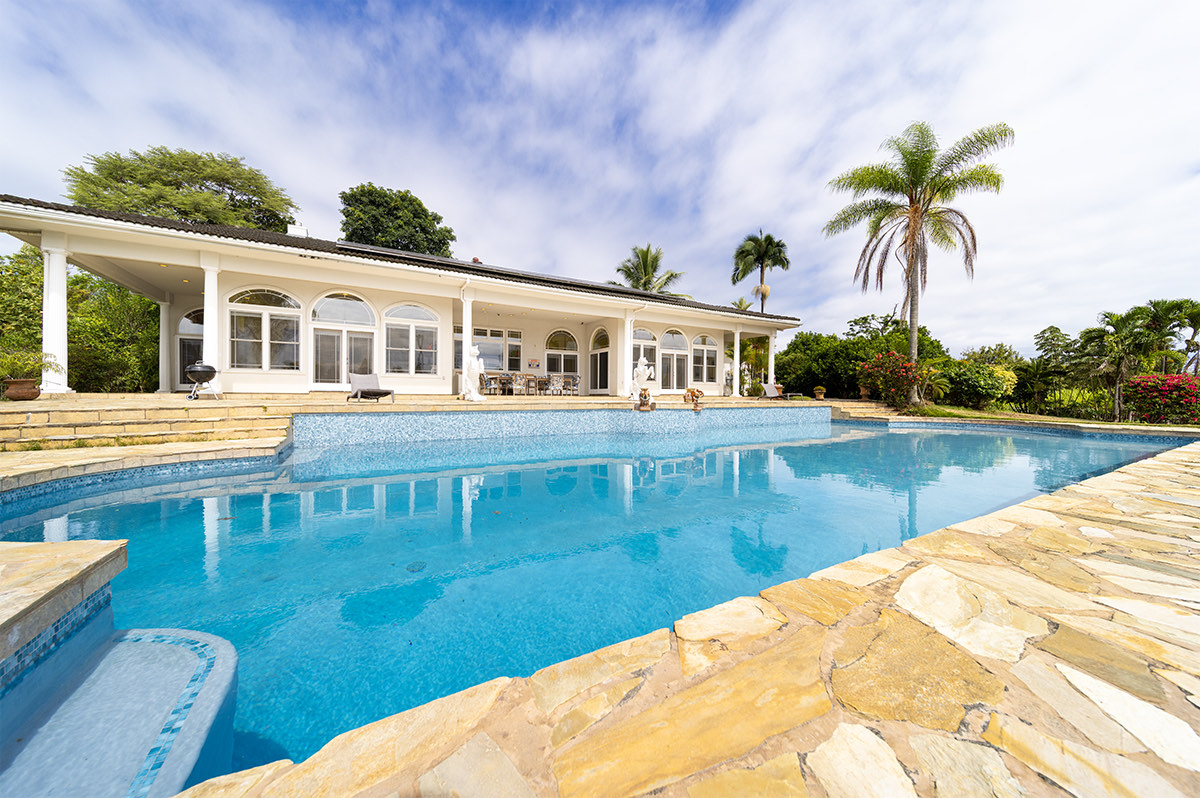 Wainaku Farms estate home on 4.76 acres with ocean and Hilo Bay views, Hilo